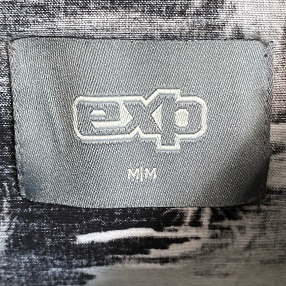 EXP Short Sleeve Tropical Island Men's Gray Button Up‎ Shirt Size Medium - Picture 2 of 9